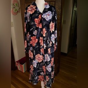 Miss Elaine cozy blue floral robe - size petite large